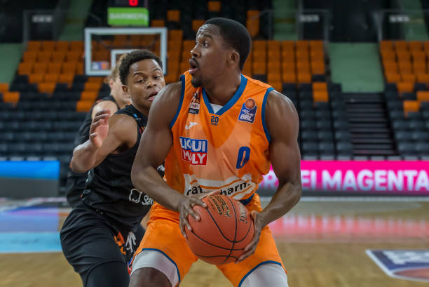 12记三分 12记三分