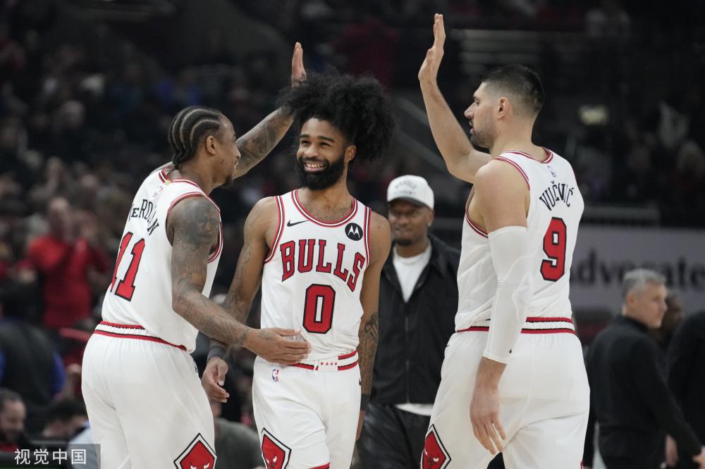 但他感到 但他感到