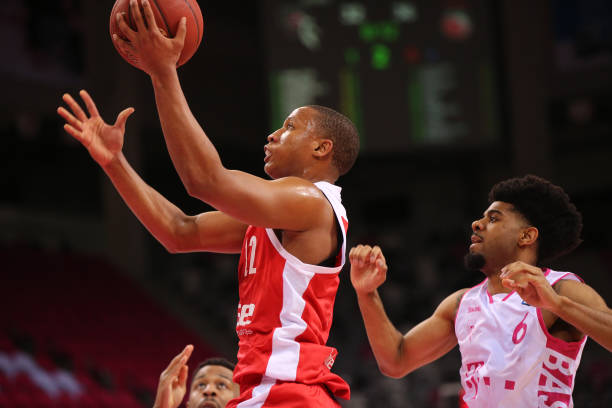 马卡：贝蒂斯保留7号球衣与非欧名额，等待安东尼回归可能性